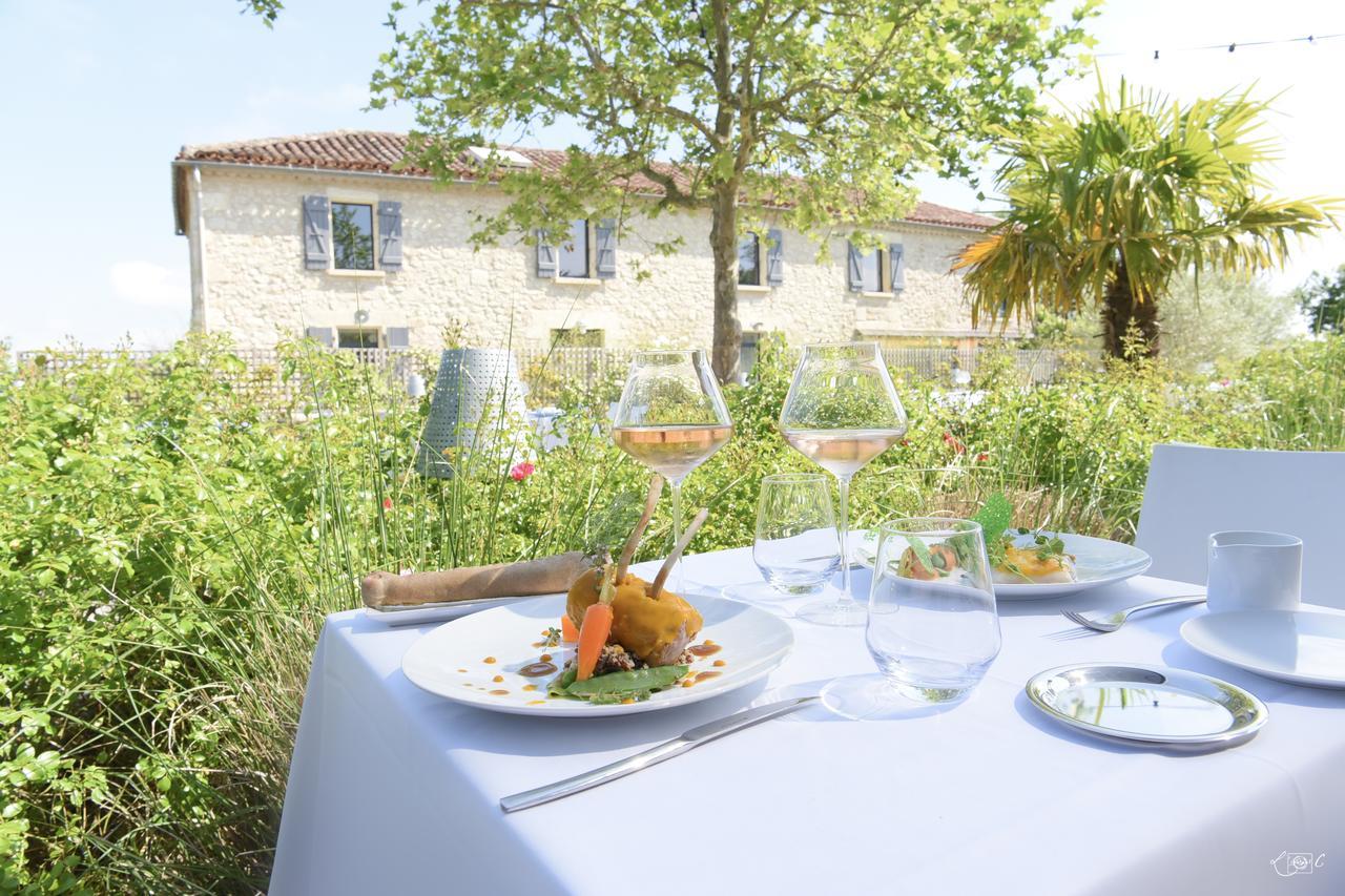 Le Domaine De Baulieu, Singuliers